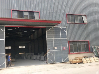 黔南龙里 新建厂房层高10米，配套办公室500平方。
