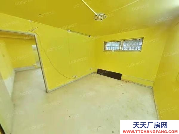 南京市鼓楼区有窗户，通风好半地下室