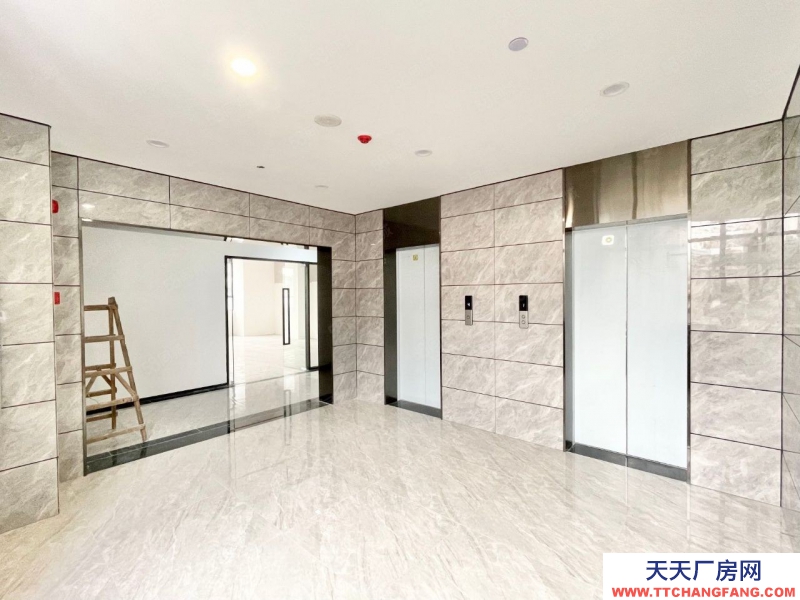(出租) 广州白云物业直租 仓储办公一体化 三条电梯 500至2000方可隔
