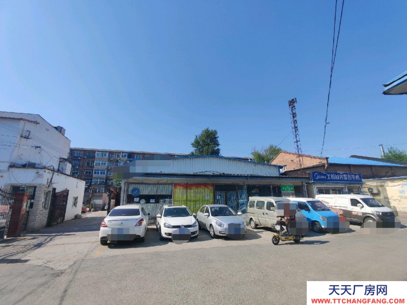 (出租) 天津河东院内400平大仓库，一个小仓库，办公房间若干。