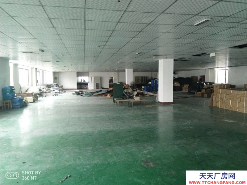 (出租) 西安雁塔西京国际电气生产力大厦370平330平1060平的办公厂房