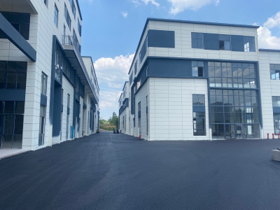 1815m²急售，独栋、双拼或分层高标准工业厂房。低价现房。抢到就是赚到。