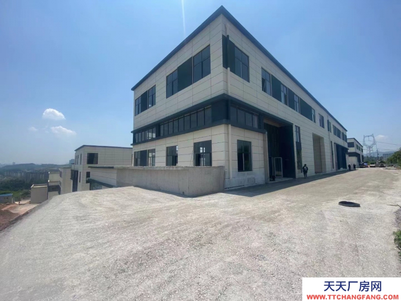 面积900-2000m²；独栋、双拼或分层高标准工业厂房。