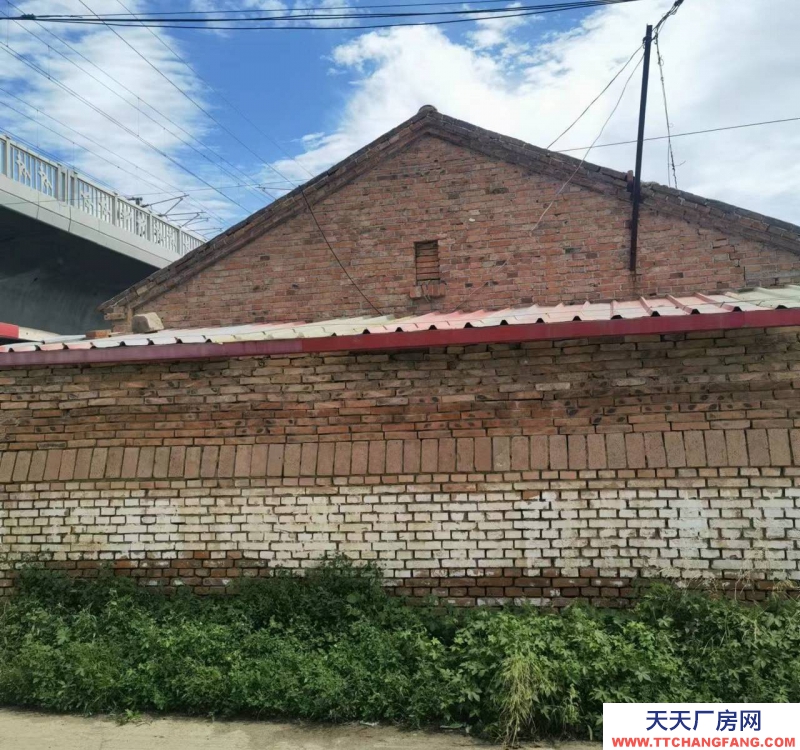 张家口 宣化  (出租) 在宣化盆窑村，薯类食品厂房四百平米出租！价格好商量！