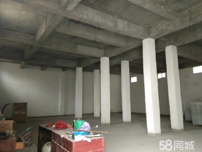 宜春市袁州机加工厂房 本厂房是水泥框架结构，内高5.2米。交通方便可进大挂车。