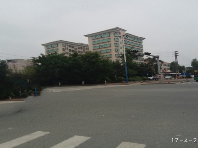 惠州市惠阳区新圩镇１８００平方红本独栋厂房出售
