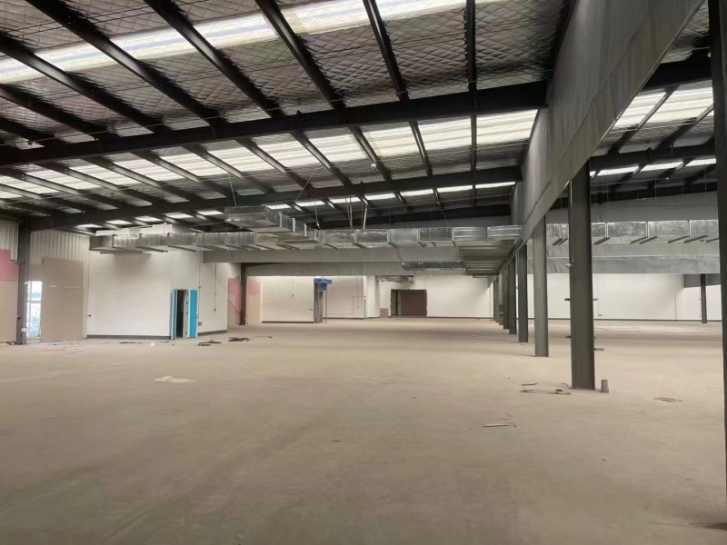 聊城钢结构工业厂房第二层低价出租，2.5万平米可按需改变结构