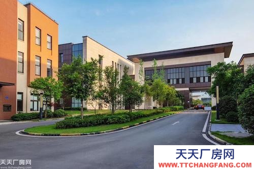地铁旁2000平现房独栋8米挑高，提供免费车位
