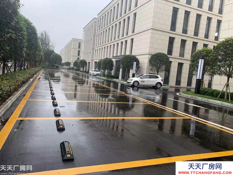 机场旁标准花园式独栋厂房600-5400㎡均有