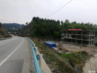 (出租) 德江共和经开区二级路边，交通方便图2
