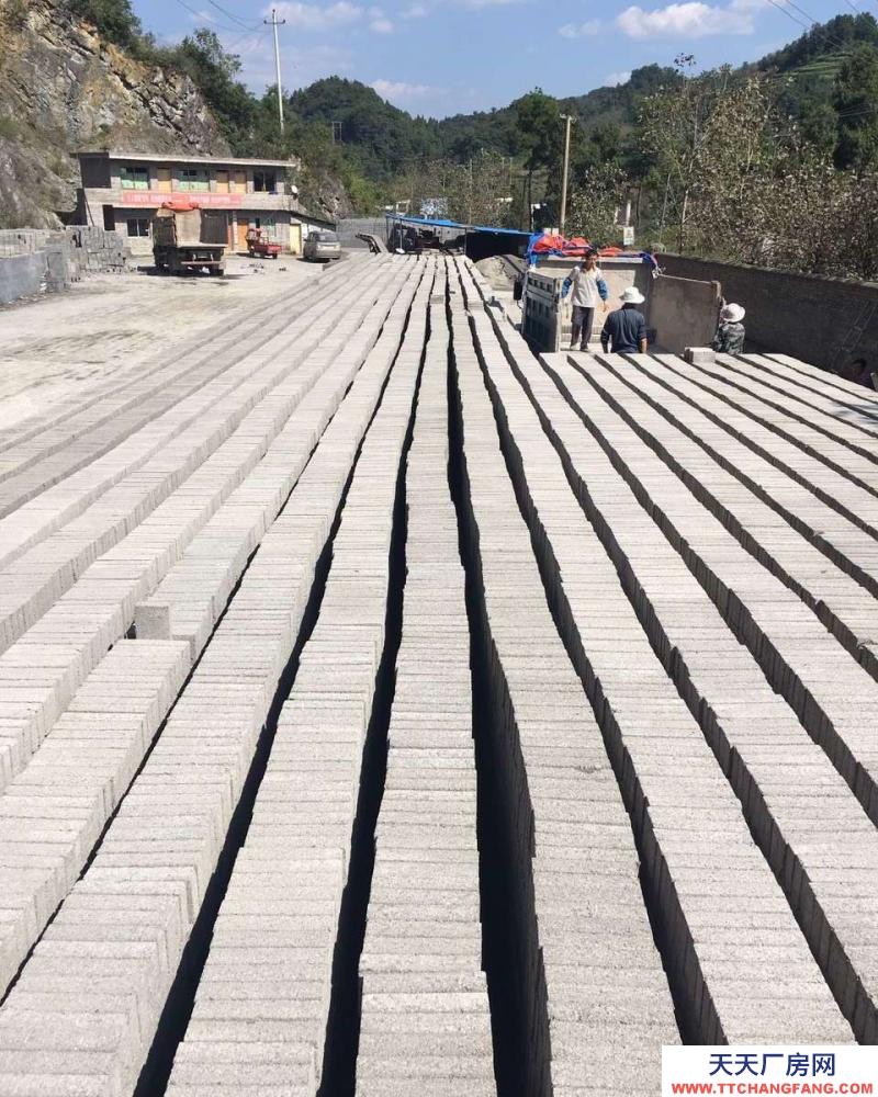 (出租) 场地开阔，交通便利，配套设施齐全