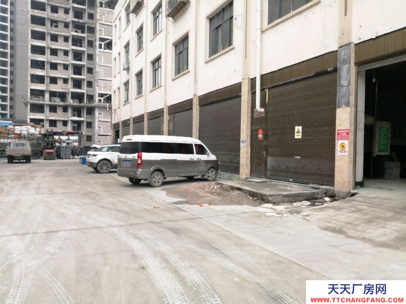 交通方便，铜仁城南高速路口，非常好的仓储物流园