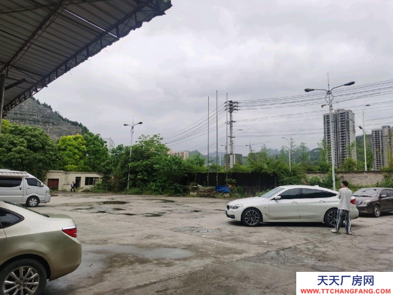 原铜仁生猪屠宰场，地址位于楚溪村，交通便利，临近高速！