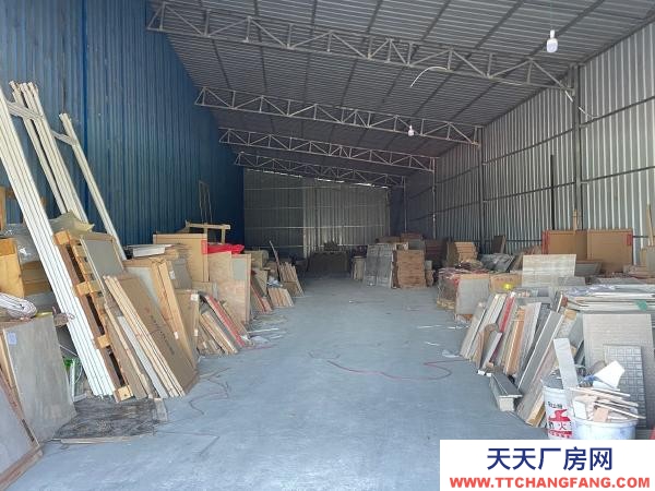 (出租) 300平方库房，可进货车，路边门面