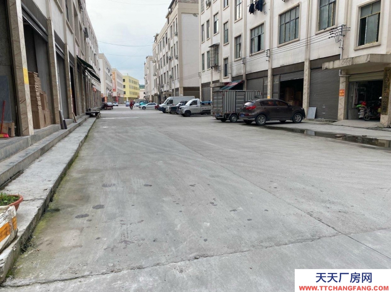 240平方 停大货车方便