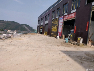 交通方便，路面很宽可以进大拖车。图4