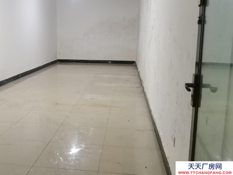 (出租) 都匀位于市中心地段，有电梯运输，独立通道