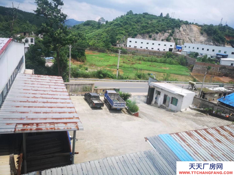 (出售) 两幢厂房一栋办公楼已装修好变压器已装好交通方便门口就是国道。