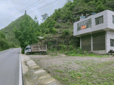 (出租) 琴燚停车场往上500米左右，商用图1