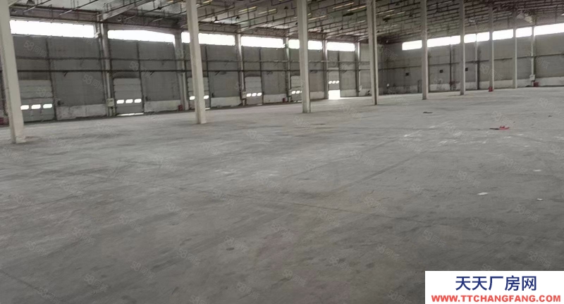 重庆江北寸滩保税区高台库，600平起租。位置优越，可托管。