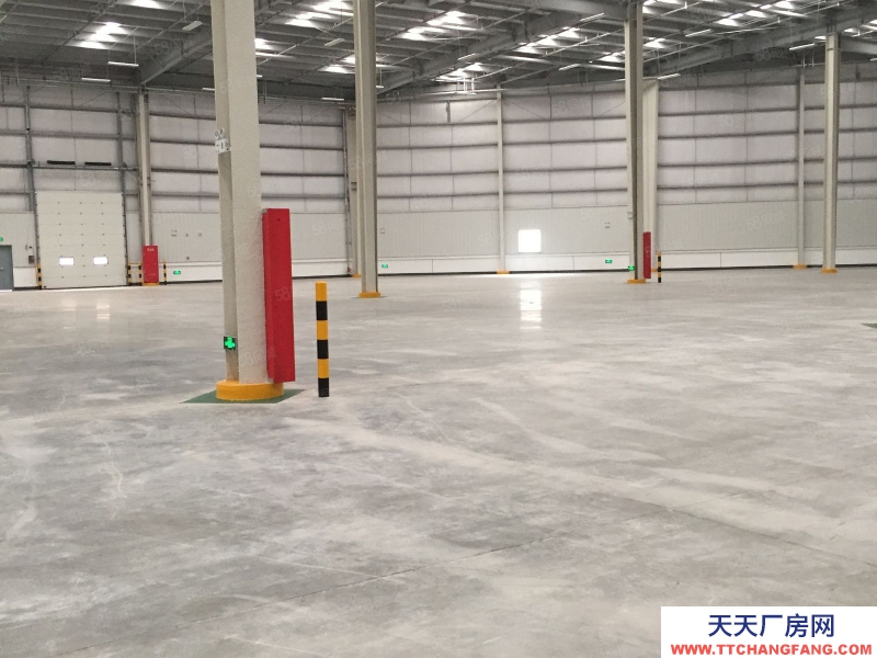 重庆江北标准库10000平 楼上十块