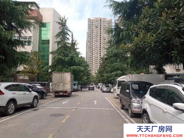 武汉江岸(出租) （精选）业主直租，江岸永红工业园标准厂房，配套齐全，交通便利