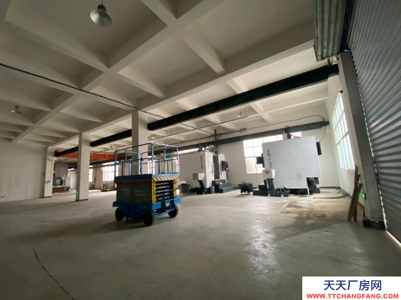 黔南龙里房东直租，厂房地处位置优良结构方正，可做仓库和厂房使用