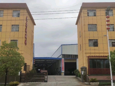 黔南龙里北部工业园现有2000㎡厂房出租，有行吊，价格面议图2