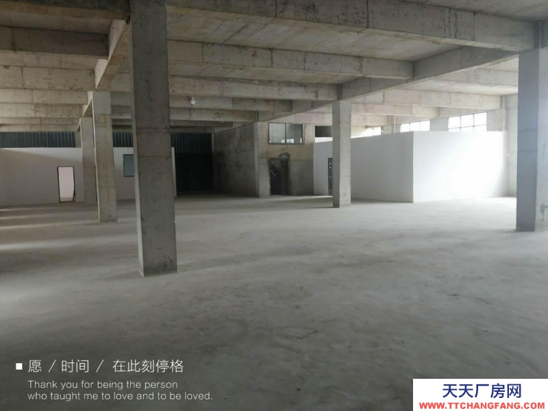 黔南龙里12亩地，有土地证，以建4600平方，地桩打好未建8千平左右