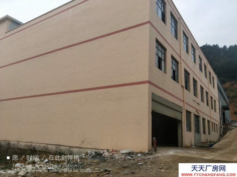黔南龙里12亩地，有土地证，以建4600平方，地桩打好未建8千平左右