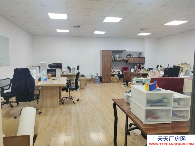 (出租) 广州荔湾沙湖原房东，独门独院厂房5300方，200平起租，水电齐全。