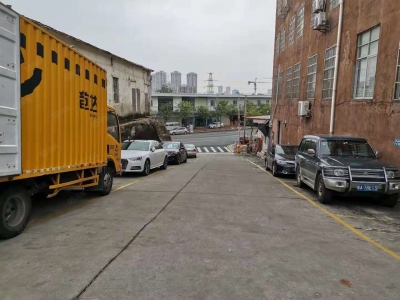 (出租) 荔湾芳村广钢商圈厂房仓库电梯楼230方出租图1