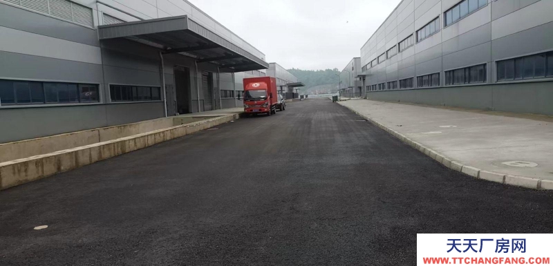黔南龙里(出租) 兴隆路卡布国际二期仓库出租
