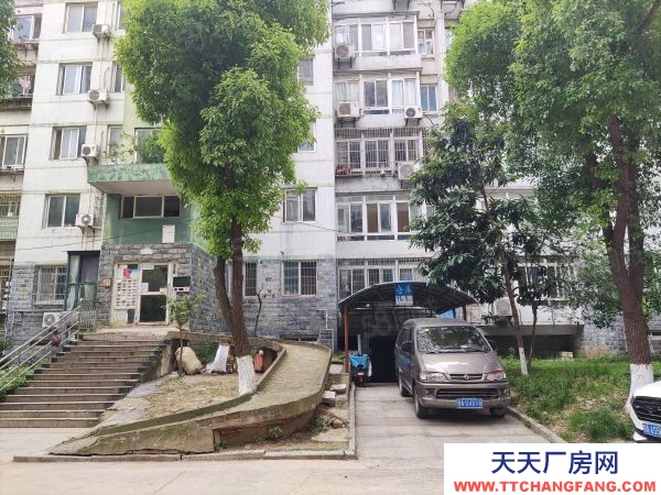 武汉江汉(出租) （精选）房东直租，汉口火车站一楼仓库，配套齐全，特惠招租