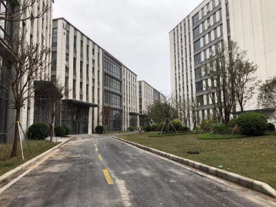 (出售) 越秀旧改工业区一手红本厂房出售 赠车位首付2成图2