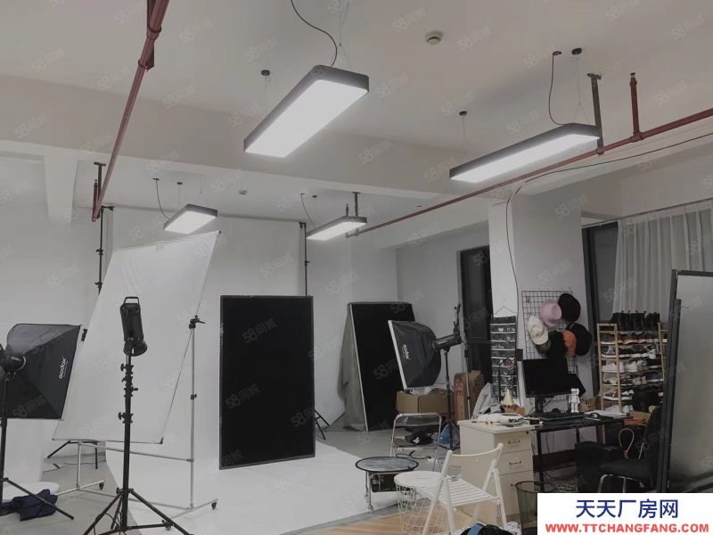 杭州滨江电商产业园，200方起租淘宝 抖音 直播发货仓库出租