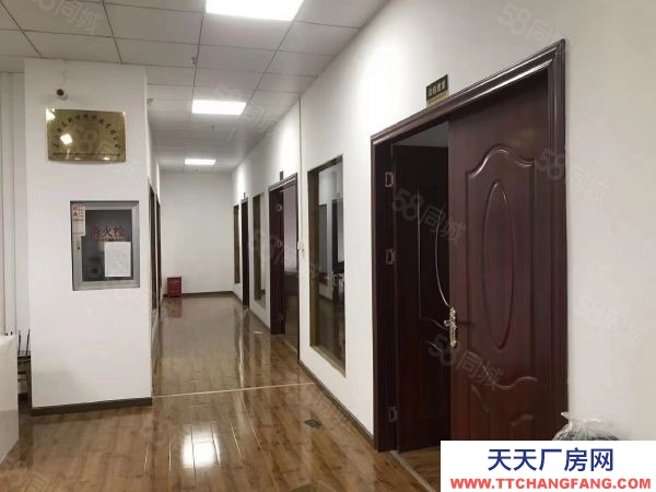 武汉硚口(出租) 超值带装修厂房仓库出租两部货梯大货梯超长7米