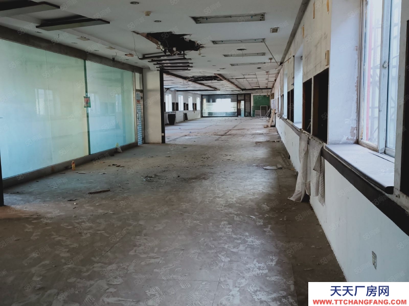 (出租) 非中介，铁西1100平可做小型物品，仓库，办公，摄影棚等价格可议