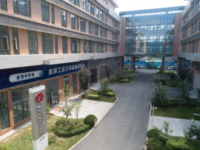 济南槐荫西客站旁 3006000平高档标准厂房直租图1