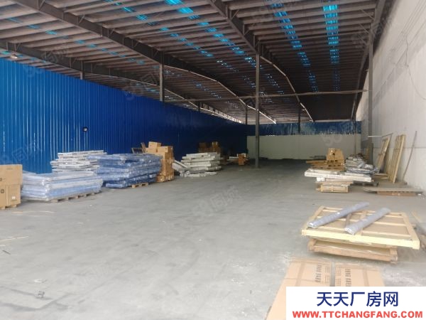 南京市江宁区滨江1200平仓库600平起租 层高8米 可进大车 场地大