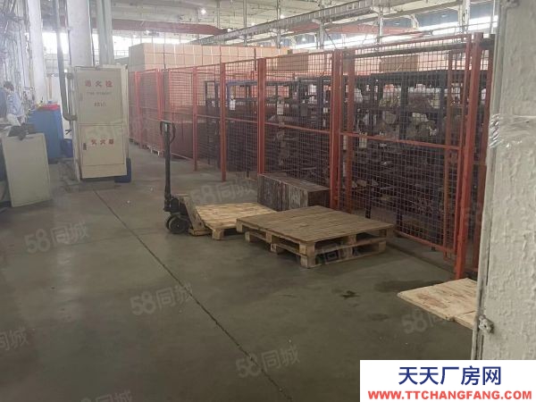 南京市浦口区竹山南路 单层机械厂房层高12米 可分租1300起
