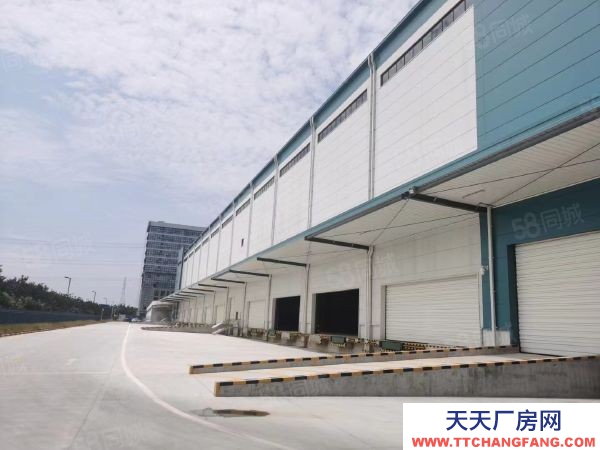 南京市 浦口浦泗路星火地铁口丙二月台库10000平 可分租 场地超大