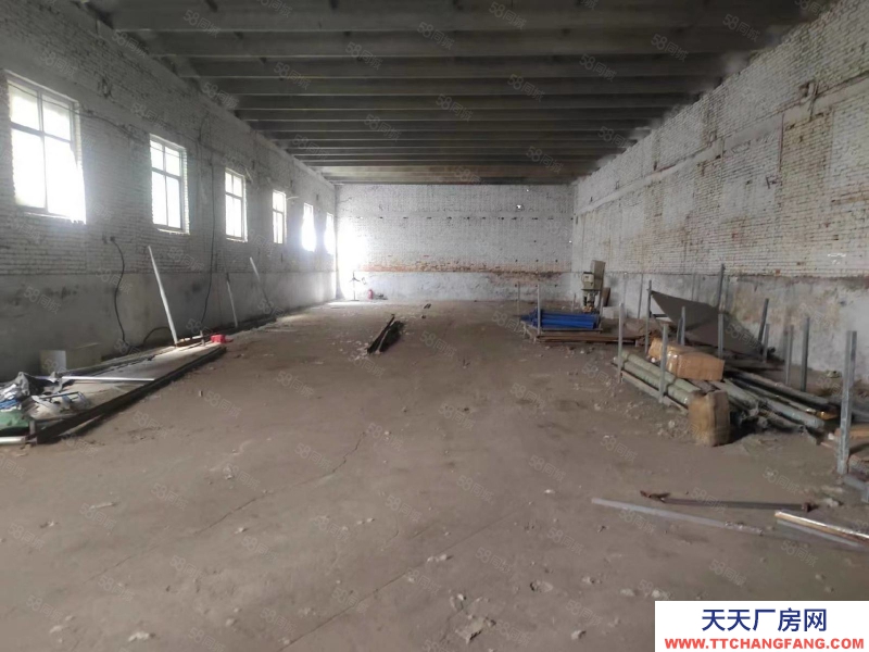 石家庄 正定 中华大街与曙光路交口临街库房出租