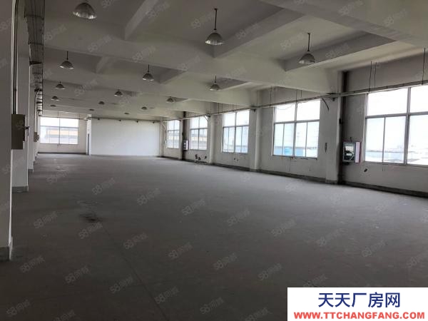 南京市浦口区高新厂房仓库出租 大平层，采光好交通方便