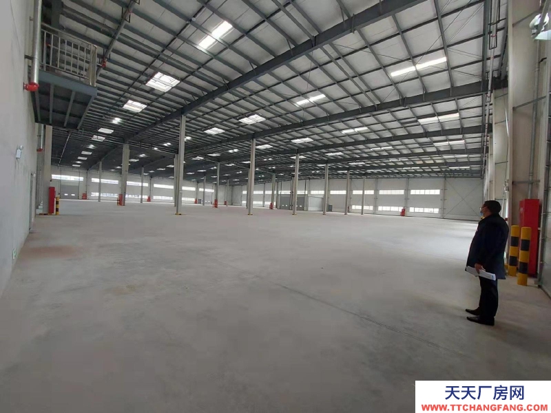 重庆江津双福新区1万多平厂房，可分租，电话咨询
