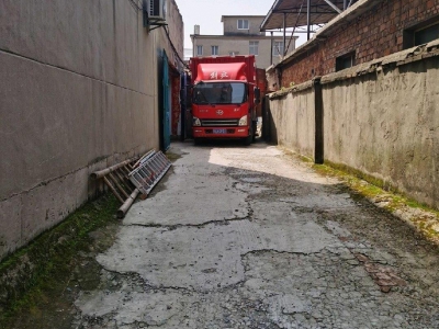 (出租) 南昌东湖区厂房1000平。可分租。进大车，距市中心5车程图3