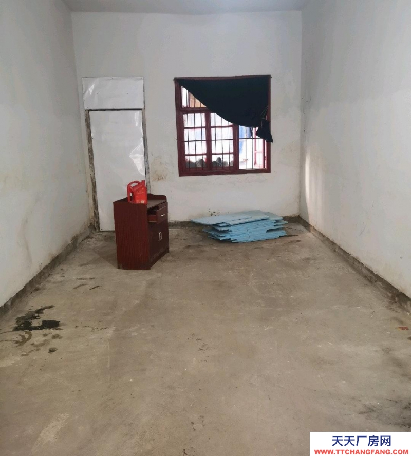 (出租) 南昌东湖区南京西路殷家墩一楼仓库出租交通便利，院子装货，卸货方便