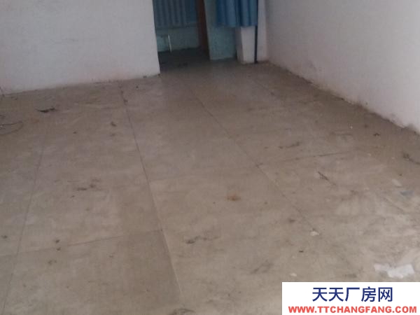 (出租) 郑州金水一楼库房，装卸方便，也可做门面房用