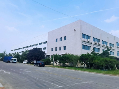 济南长清经十西路高标准厂房带航车10000平可整租分租图1