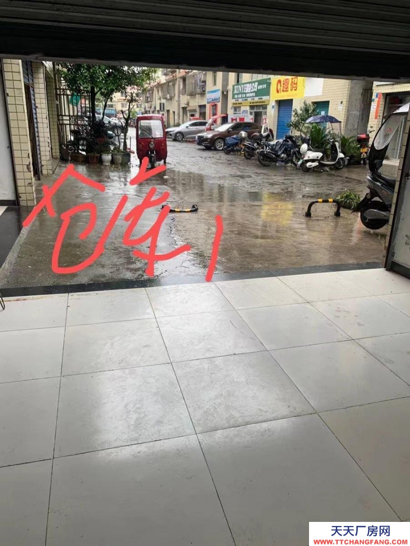 (出租) 位于V客公馆后面涵洞前面，交通便利